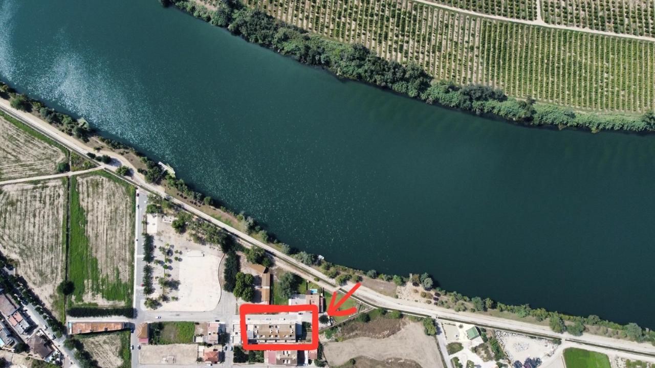 Appartamento Duplex Rio Ebro Deltebre Esterno foto